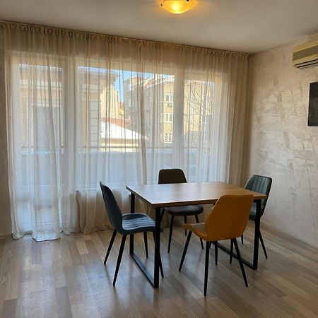 Parchevich 31 Center Apartment - 24H Self Check-In Sofia Exterior foto
